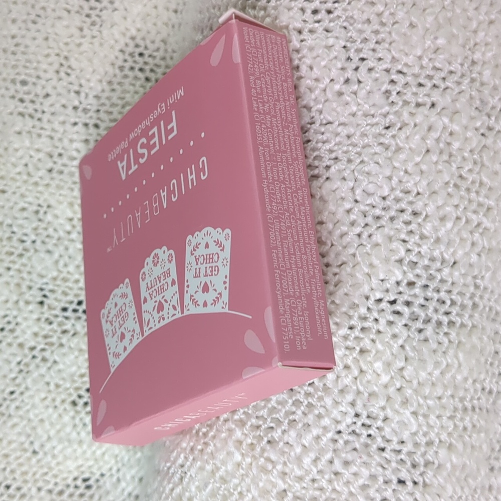 Chica Beauty FIESTA Mini-9 Eyeshadow Palette, 6.0g/0.21oz - Picture 13 of 14